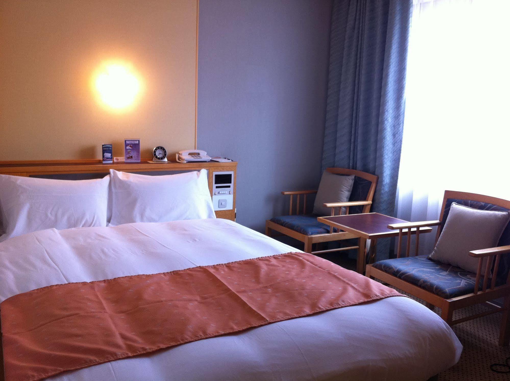 Chisun Grand Takamatsu Hotel Exterior photo